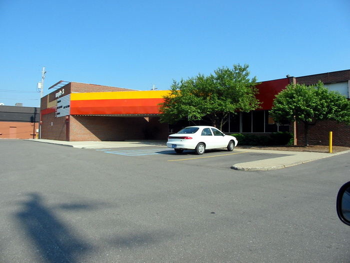 The Maple Theater - 2002 Photo